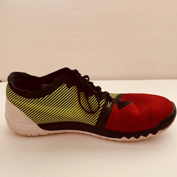 NIKE Men’ Running Training Shoes 10.5 Red Green - Picture 4 of 7